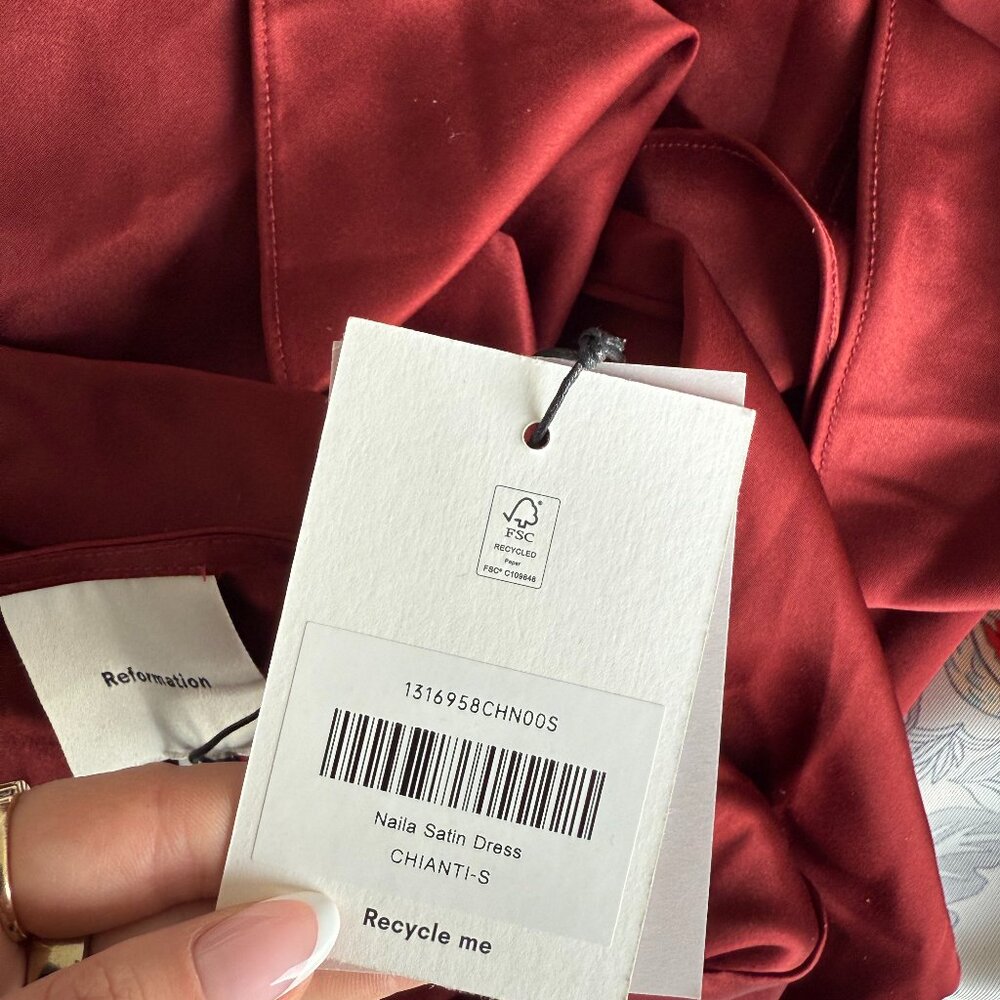 NWT Reformation Naila Satin Dress In Chianti Sz Small Slim Fit Thigh High Slit - Picture 2 of 8